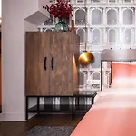 5 Vintage Guest House